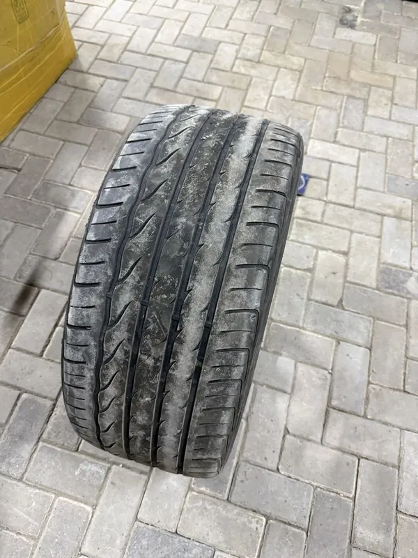 Intertrac 275/40/R20 diska ideal aybi yoq turib chang bob ketkan 5 Intertrac 275/40/R20 diska ideal aybi yoq turib chang bob ketkan 5