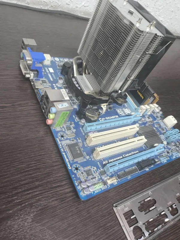 Gigabyte B75+i7 3770+16Gb — фото 1