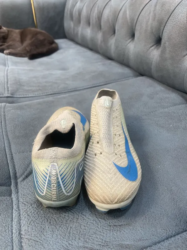 Продам футбольные бутсы Nike Air Zoom, 34-35 размер 3 Продам футбольные бутсы Nike Air Zoom, 34-35 размер 3