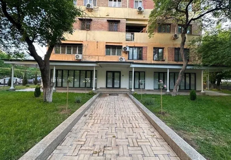 Продается офис Ор-р: Ц4, кафе Централ 206м2 1 Продается офис Ор-р: Ц4, кафе Централ 206м2 1