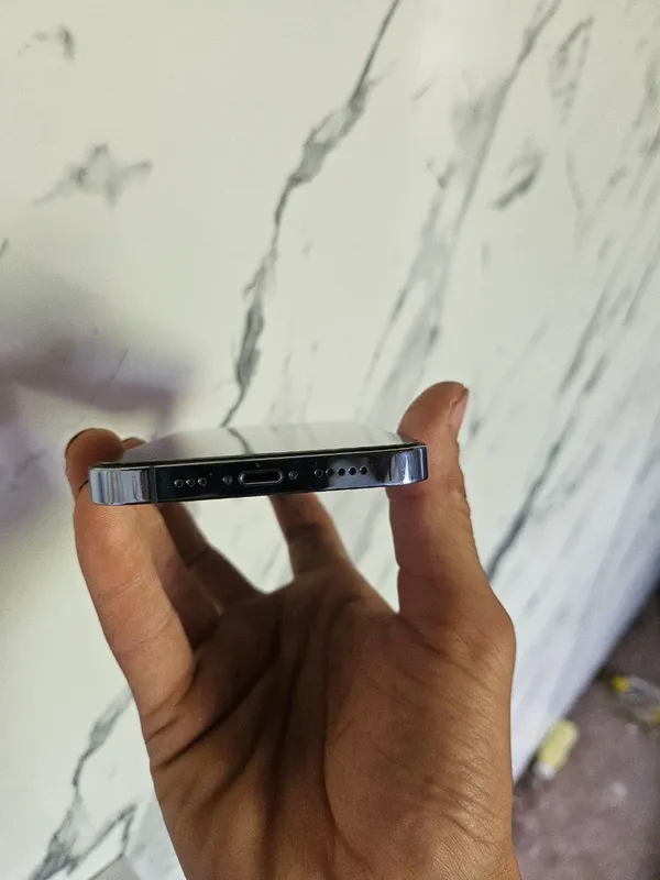 Srochno sotiladi Iphone 13 pro 256gb 80 yomkist — фото 7