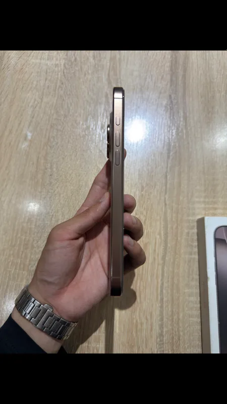 Iphone 16 Pro Max — фото 5