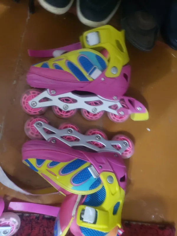Ролики продаётся срочно 2 Ролики продаётся срочно 2