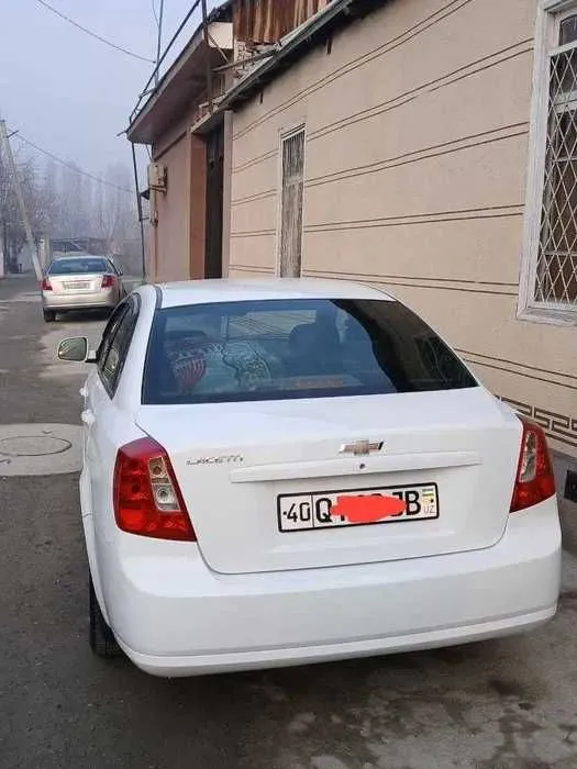 Gentra sotiladi Gen bor O`zimni moshinam