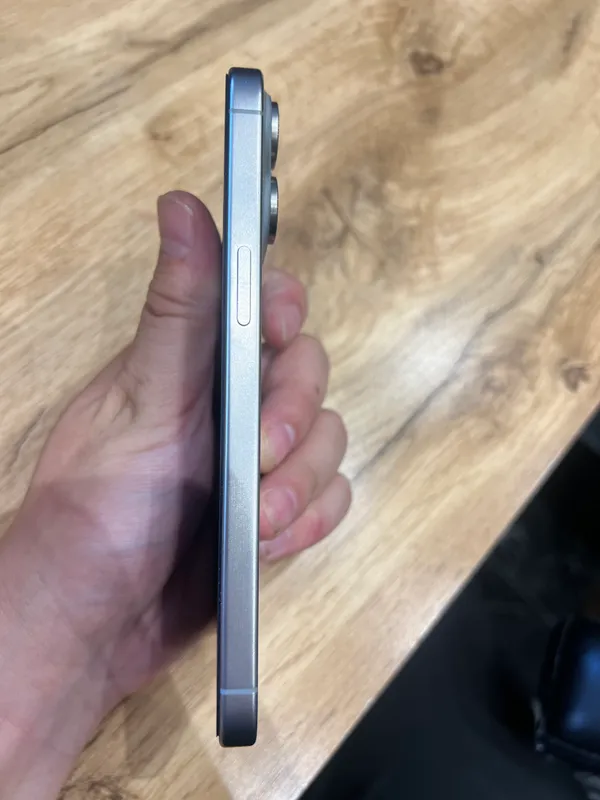 Iphone 15 pro max 1