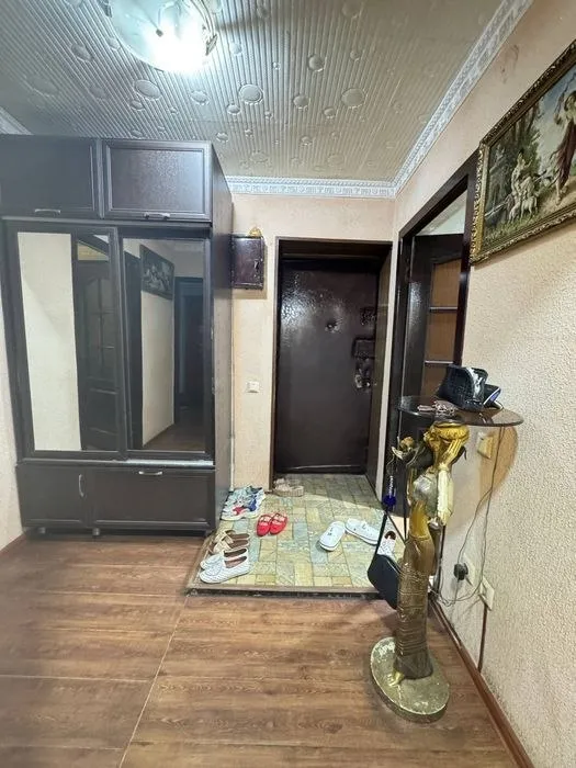 4 xonali kvartira, 70 m2, Mirzo Ulug'bek 2