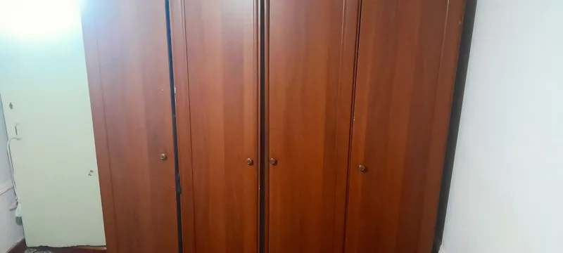 Katta yog‘och shkaf 2
