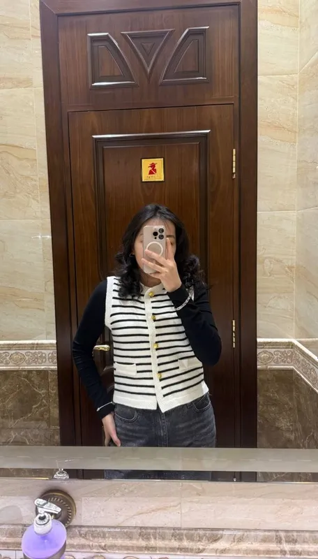 Nimcha oq qora s m razmerga to'g'ri keladi Nimcha oq qora s m razmerga to'g'ri keladi