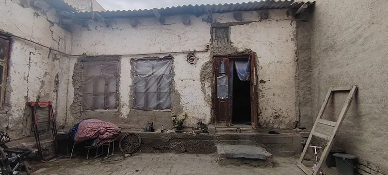Ховли сотилади 3 компл якинида