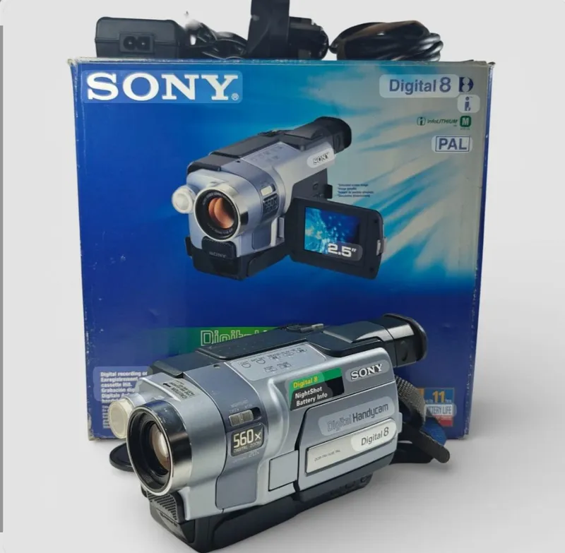 Sony video Hi 8 video camera tuzatagan joy bor