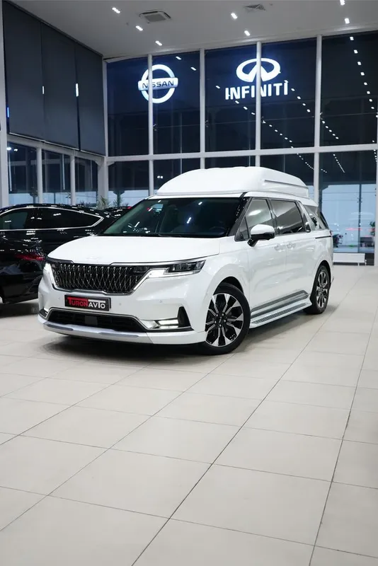 KIA Carnival Hi Limousine 2 KIA Carnival Hi Limousine 2