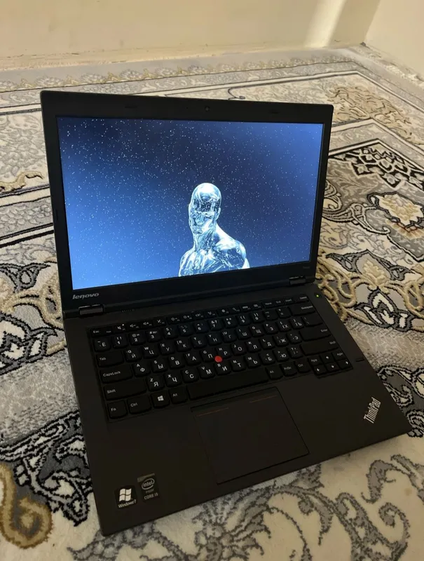 Noutbuk lenovo thinkpad 1