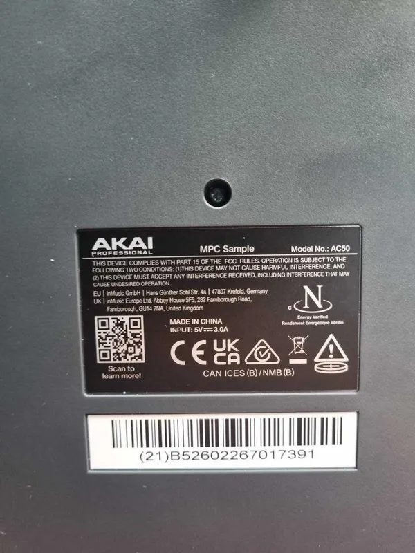Akai Professional MPC Sample Standalone Sampler & Sequencer - Gray — фото 1