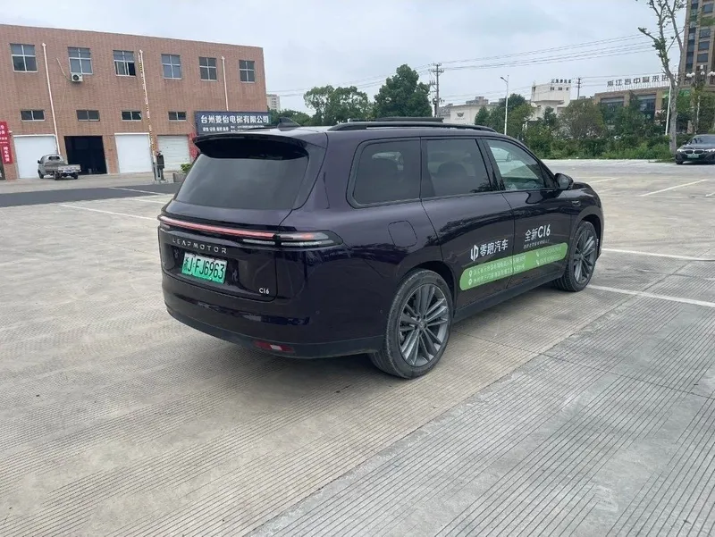 Leapmotor C16 extended 200 intelligent — фото 4