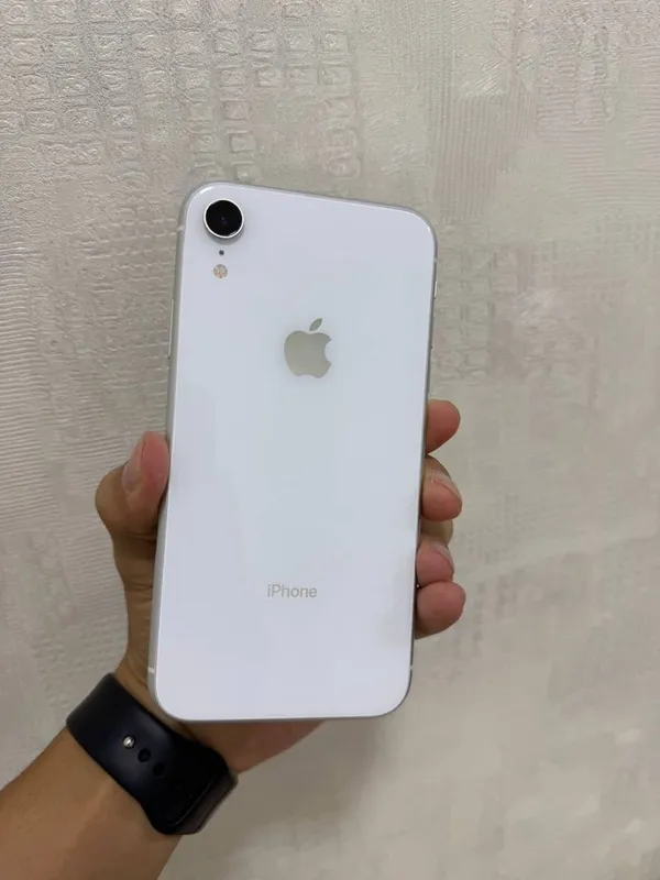 iPhone XR, идеальный, 128 ГБ 1 iPhone XR, идеальный, 128 ГБ 1