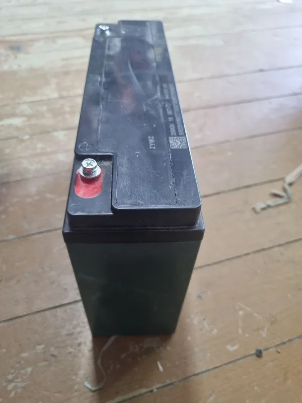 Akumlyator sotiladi 6.12volt 32amperlik yangi 5 Akumlyator sotiladi 6.12volt 32amperlik yangi 5