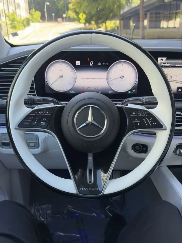 Mercedes-Maybach GLS 600 new 2026 8 Mercedes-Maybach GLS 600 new 2026 8
