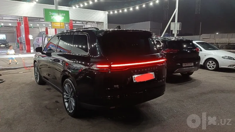 Leapmotor C16 гибрит фулл поз 1 Leapmotor C16 гибрит фулл поз 1