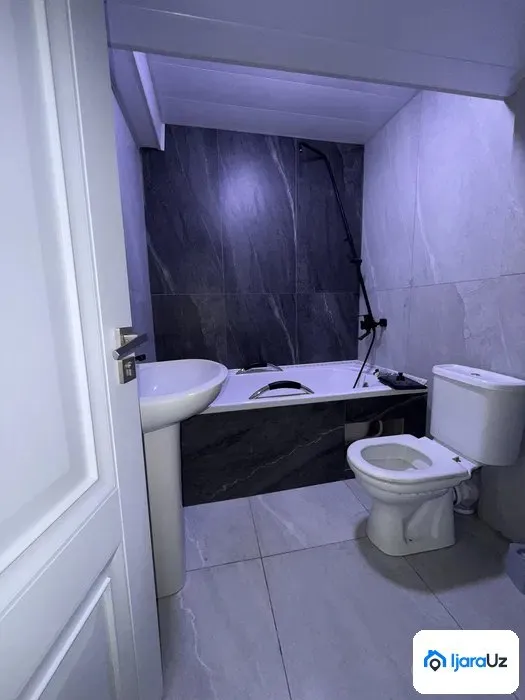Аренда 3-комн. кв. 125 м² · ID 42129 8 Аренда 3-комн. кв. 125 м² · ID 42129 8