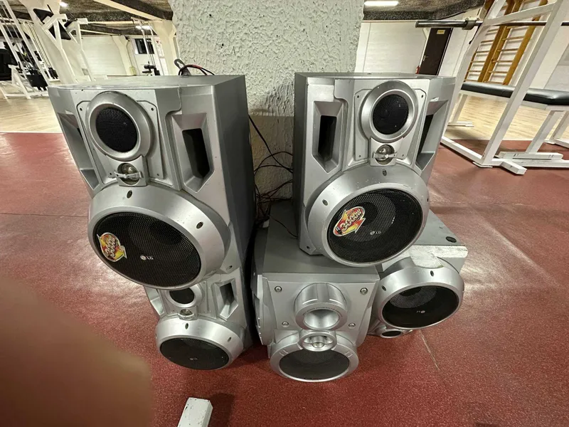 Продается колонки LG 300 W- Б/у