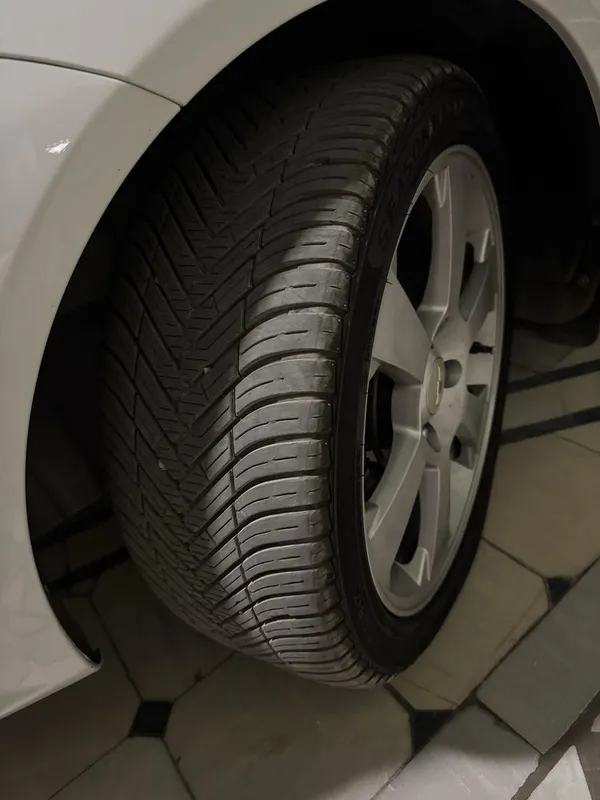 Diska 215/45 17 r