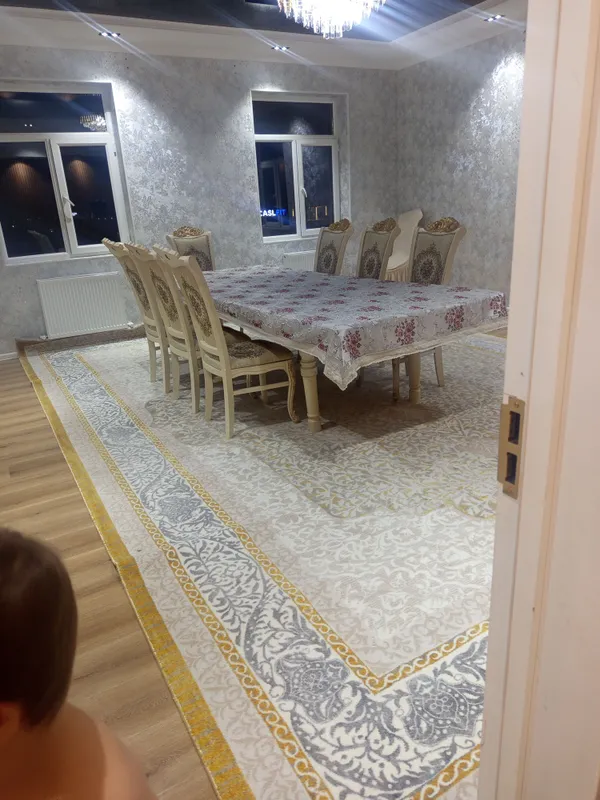 стол стулья продается 2