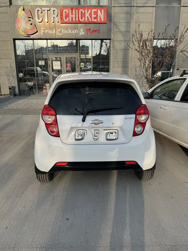Chevrolet spark 2020 4