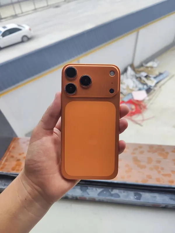 iphone xr 17 kolpus quyilgan