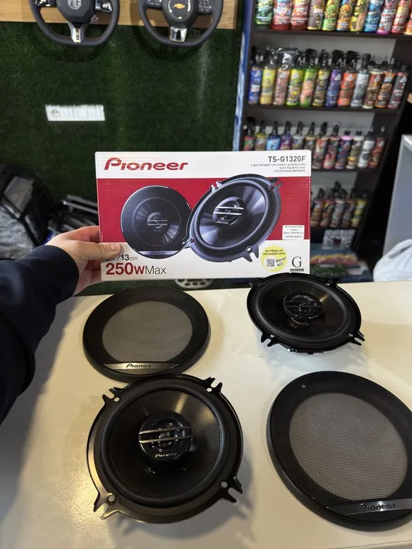 Teyes by динамики pioneer 13 razmer 1320F