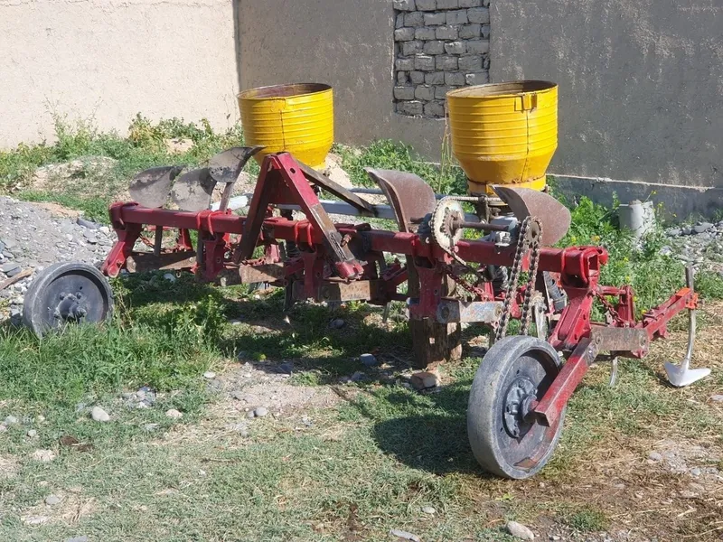 Sotiladi: Traktor uchun kultivator 2