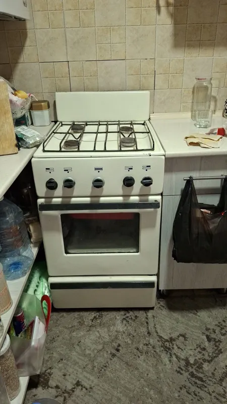 Газ плита продаём