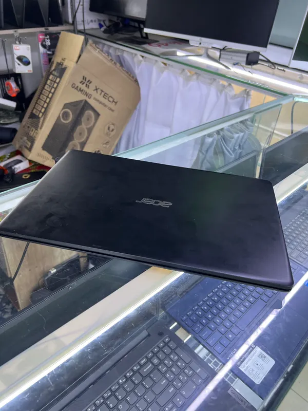 Acer 2 Acer 2