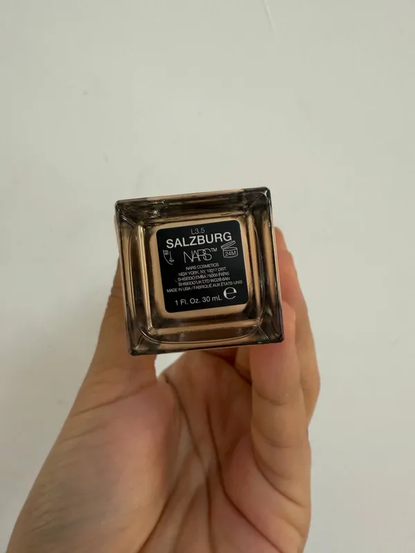 Тональный крем NARS 3