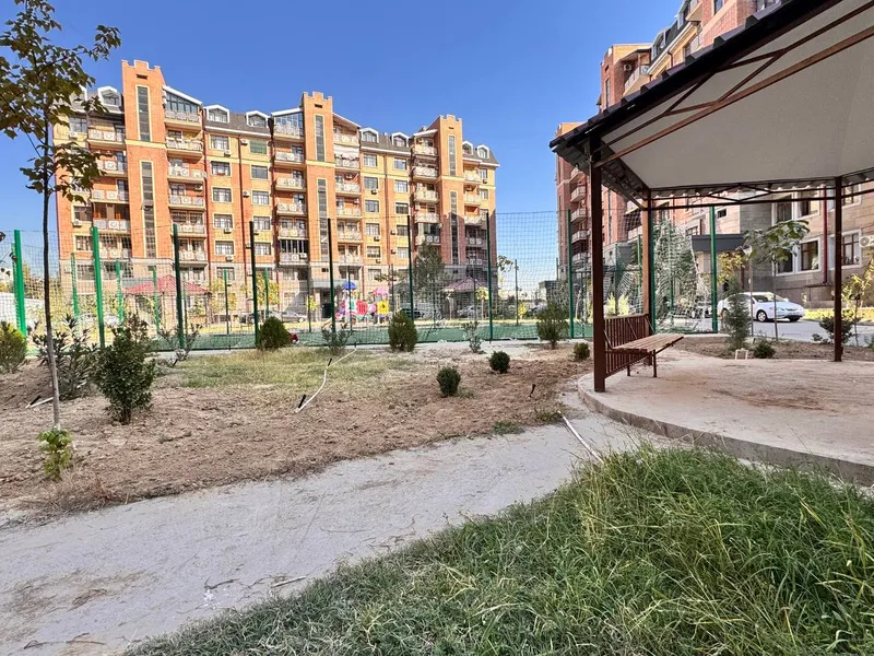 Mashxadi Residence turar joy majmuasida 6 xonali kvartira 10
