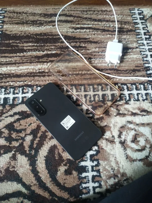 Samsung A17 память 6/128 6