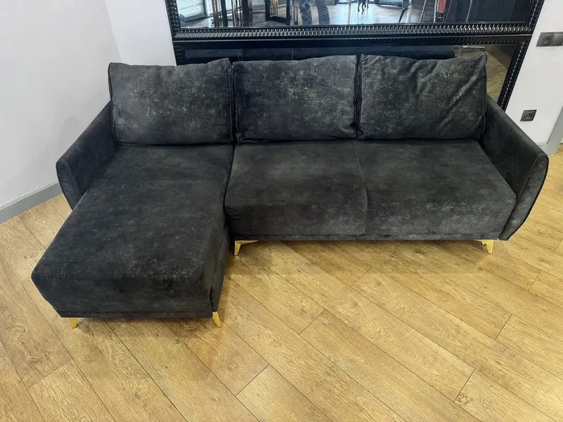 Продается диван 230*160