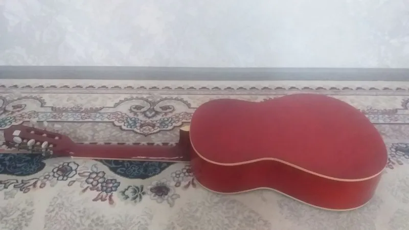 Klassik gitara sotiladi 4 Klassik gitara sotiladi 4