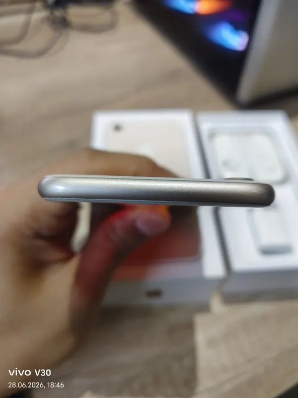 iPhone 7 32Gb Gold полный комплект — фото 3