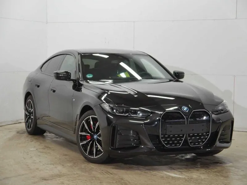 bmw i4 40 sport naxt va xalol nasiya savdo