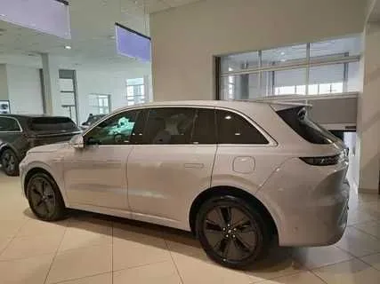 lixiang l6 pro 30% BOSHLANGICH tolov bilan nasiya savdo asosida — фото 1