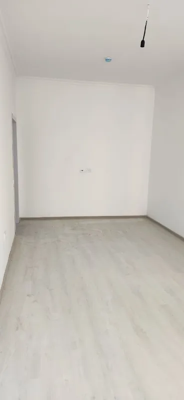 Srochni sotiladi 1 Srochni sotiladi 1