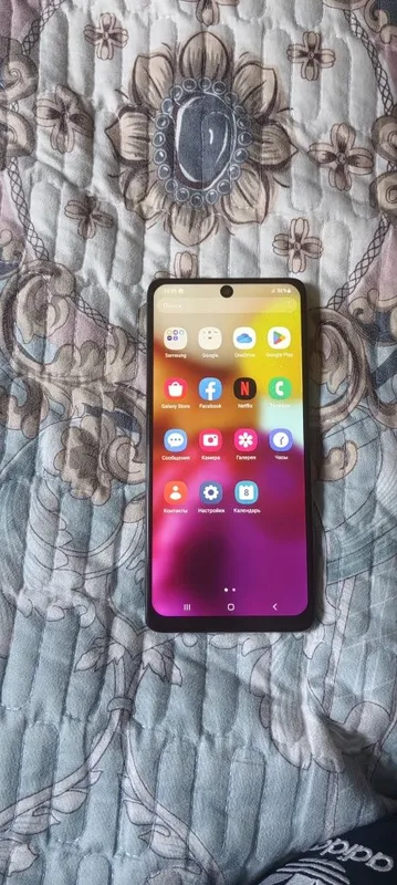 Samsung a71 6/128gb sotiladi 3 Samsung a71 6/128gb sotiladi 3