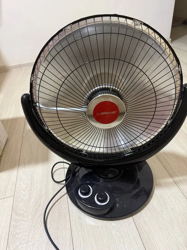 Продается обогреватель ARSHIA RS-5830