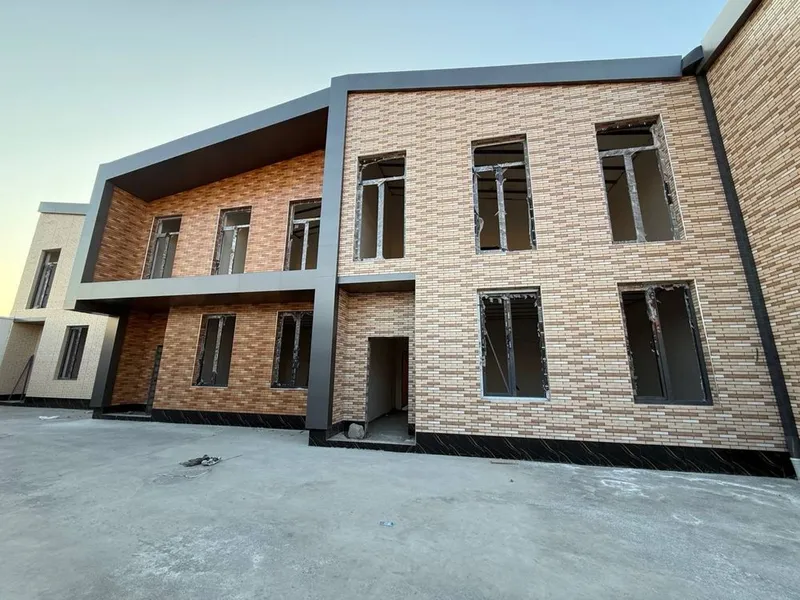 2 sotiq maydonga ega foydali maydoni 240 m2 sotiladi #a299