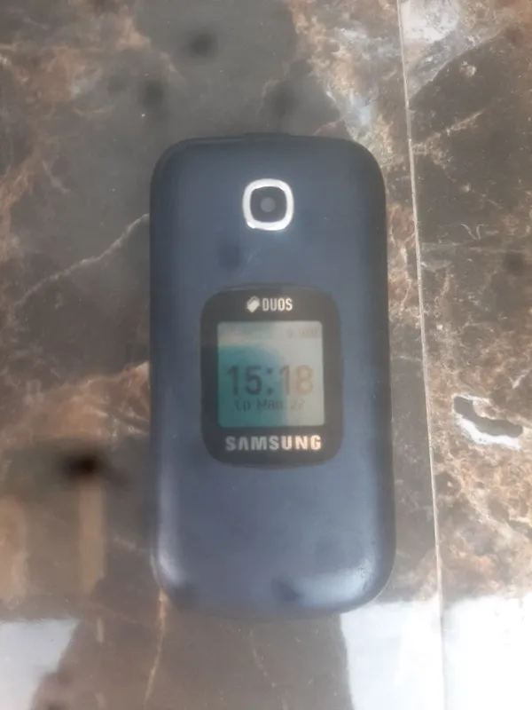Продаётся свой телефон samsung раскладушка
