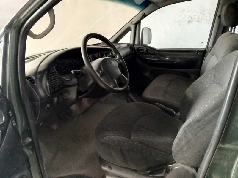 Hyundai Starex sotiladi 4