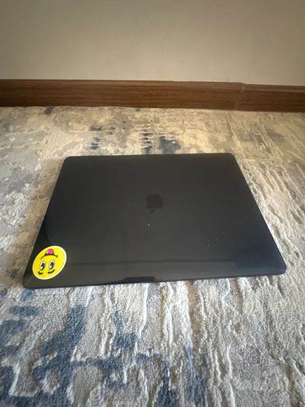Mackbook Pro 16-256
