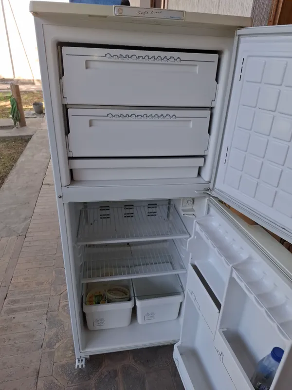 продаю холодильник Бирюса бу — фото 2