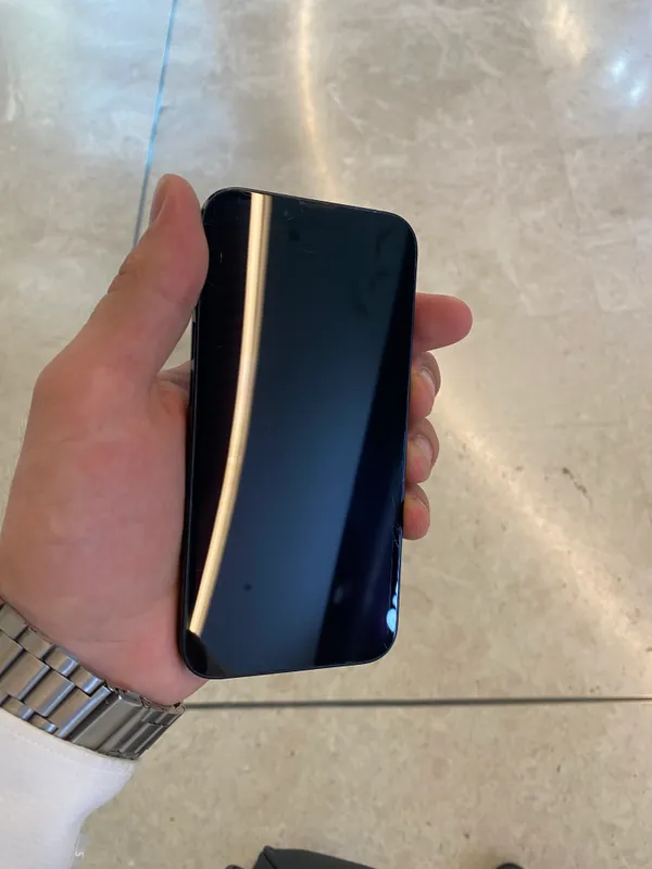iPhone 13 (128) srochna sotiladi aybi yoq 2