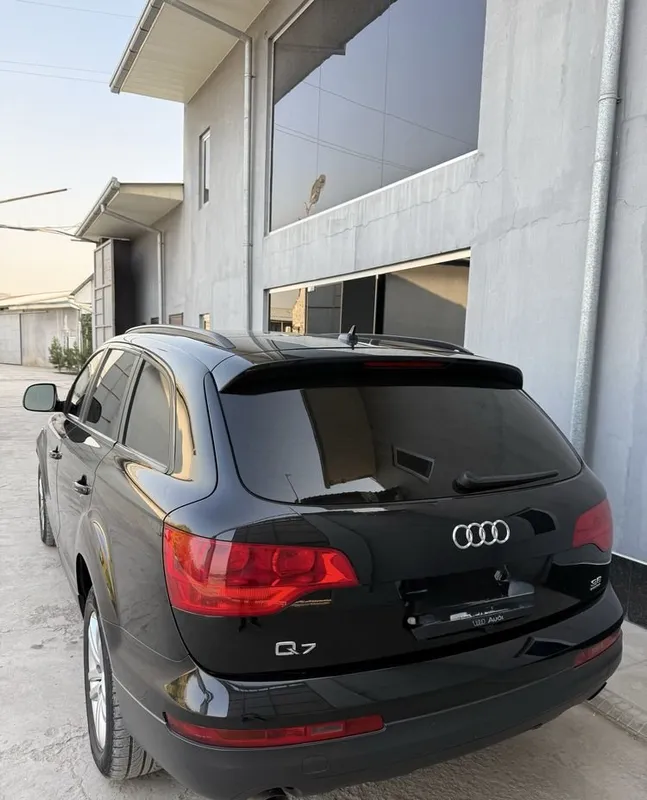 Audi Q7 quattro 3,6 FSI (2007) Срочно! 3 Audi Q7 quattro 3,6 FSI (2007) Срочно! 3